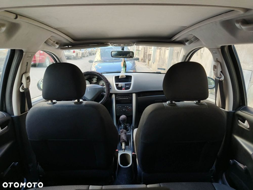 Peugeot 207 1.4 Trendy - 3
