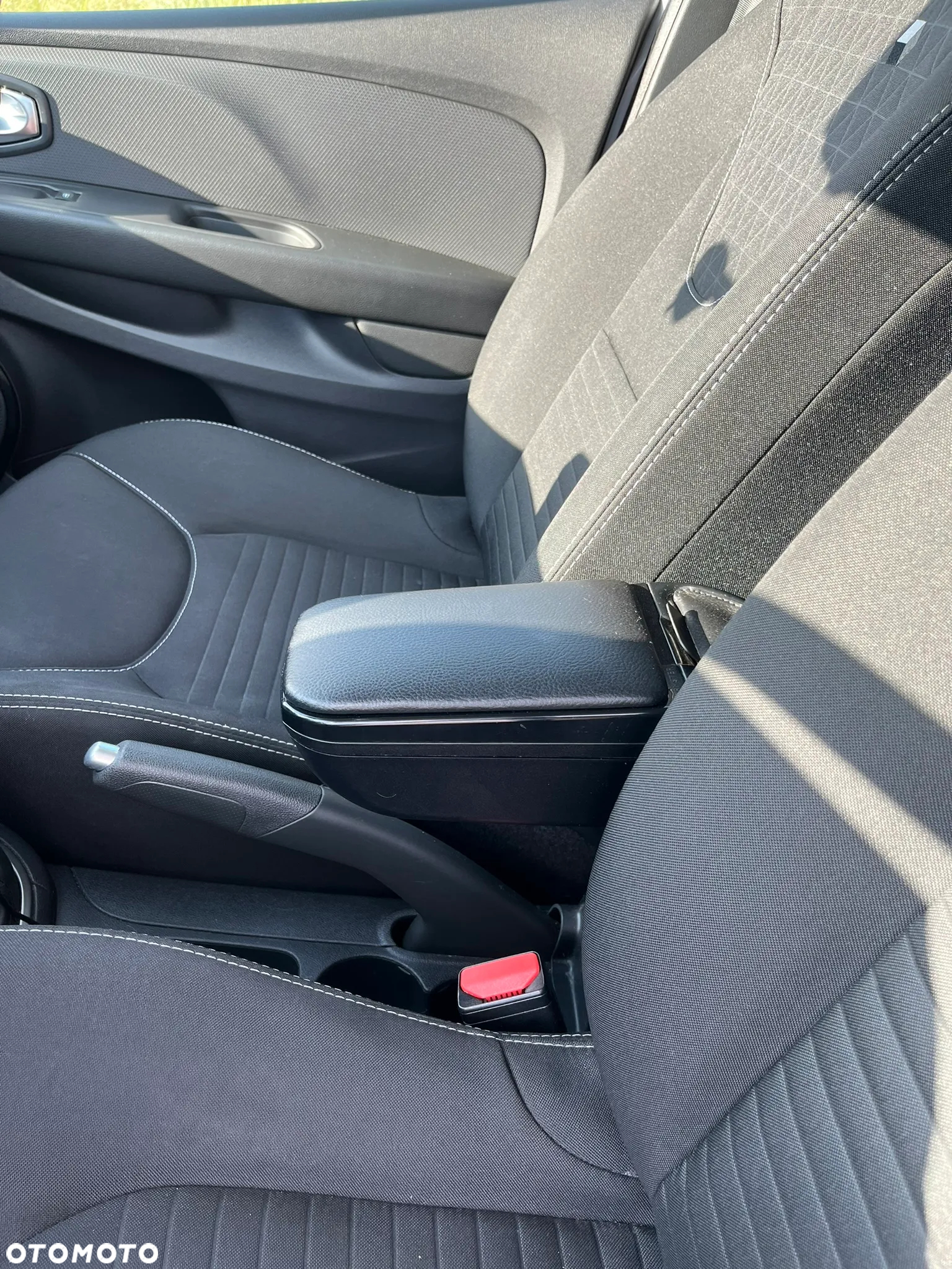 Renault Clio 1.2 16V Limited - 11