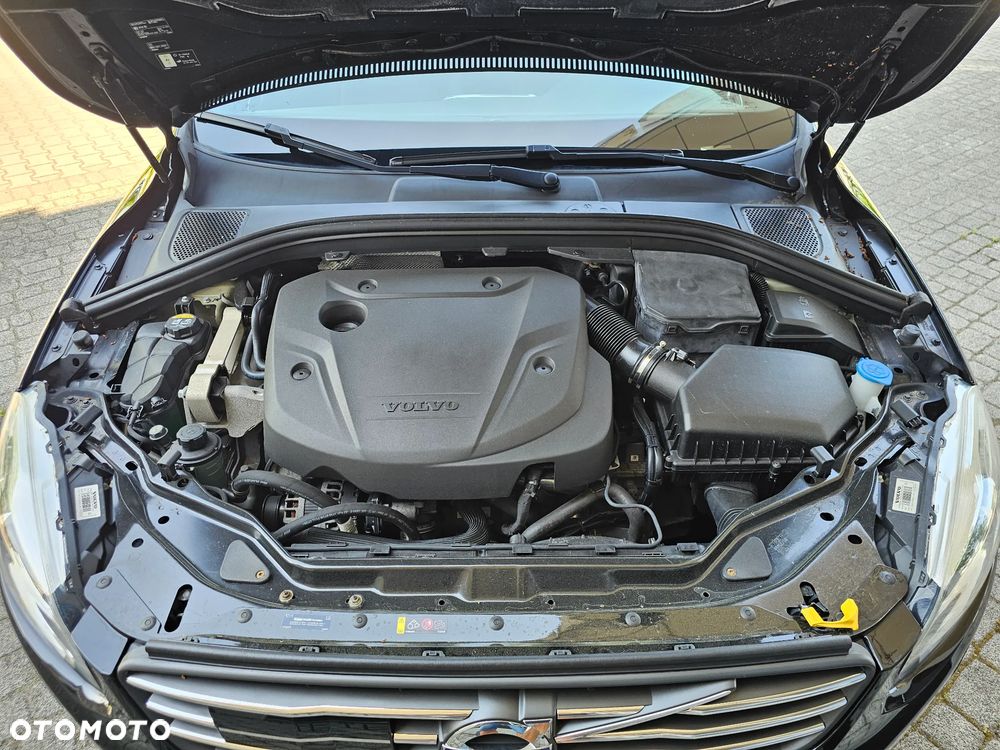 Volvo XC 60 D4 Momentum - 37