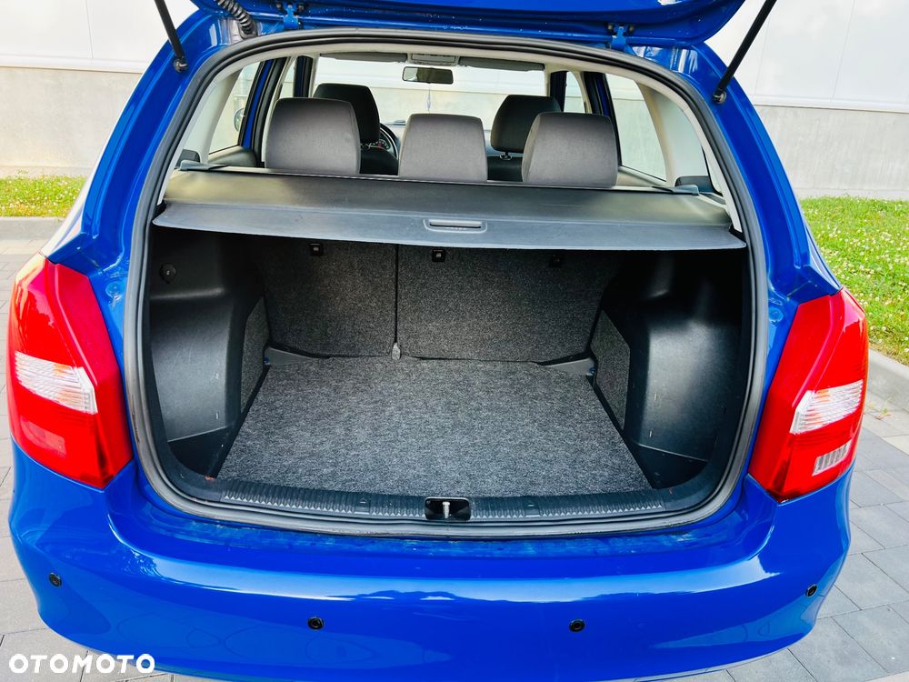 Skoda Fabia 1.6 16V Ambiente - 26