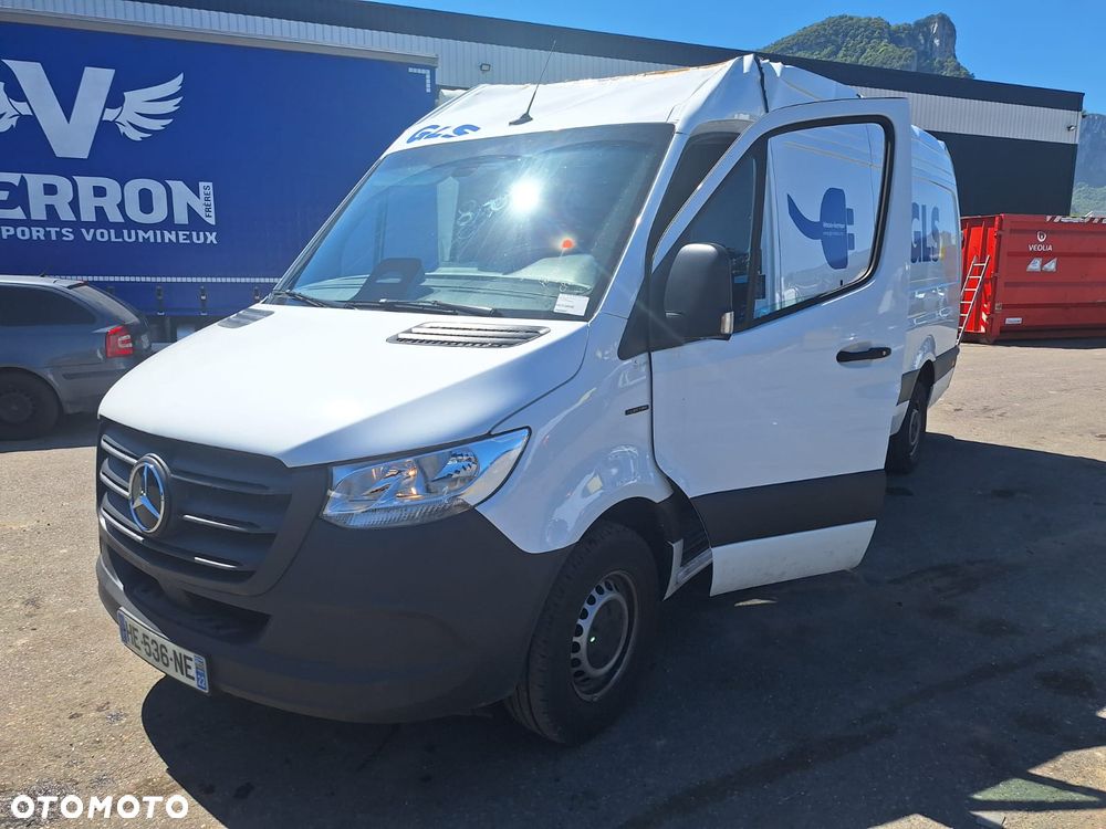 Mercedes-Benz Sprinter - 3