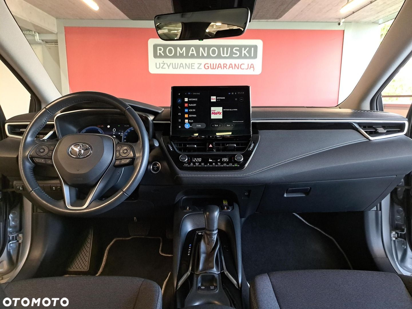 Toyota Corolla 1.8 Hybrid Comfort - 18