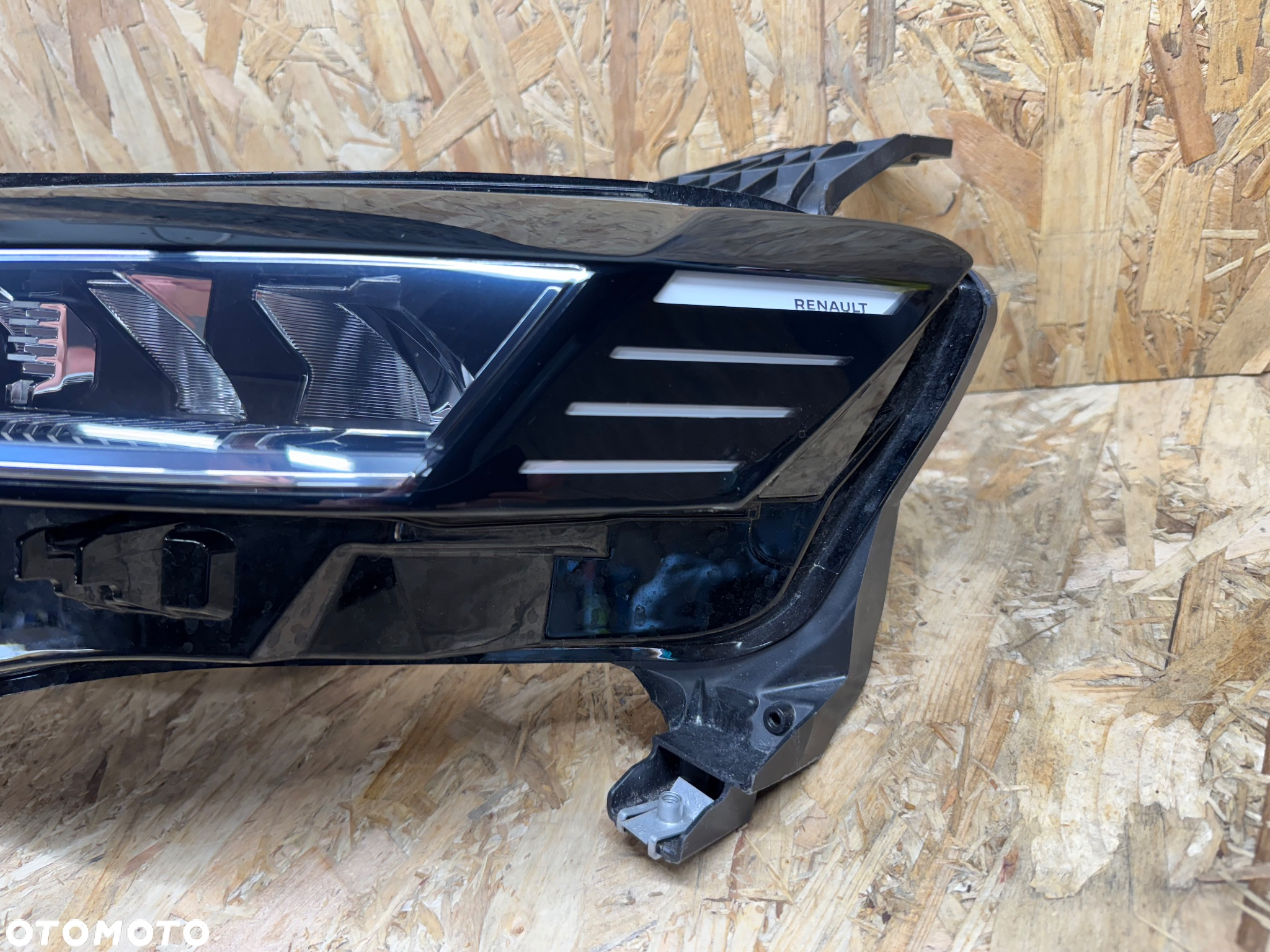 Przednia lewa lampa renault megane v 5 e-tech 21- - 2