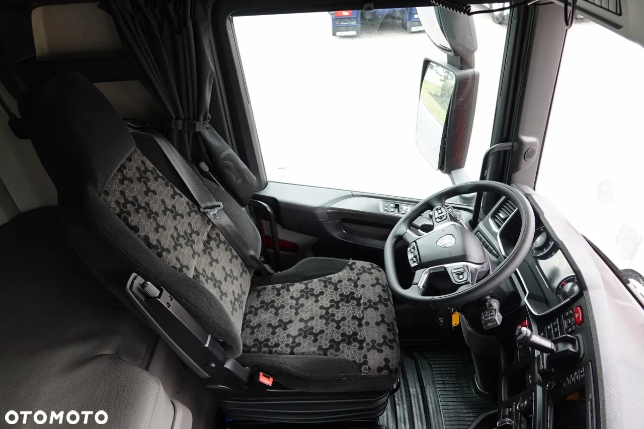 Scania R 580 / V8 / 6x4 / DMC: 150.000 KG / KLIMA POSTOJOWA / 3 OSIOWY CIĄGNIK SIODŁOWY - 23