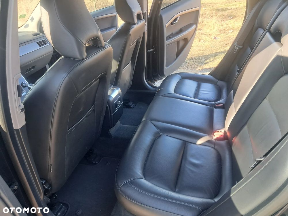 Volvo V70 - 10