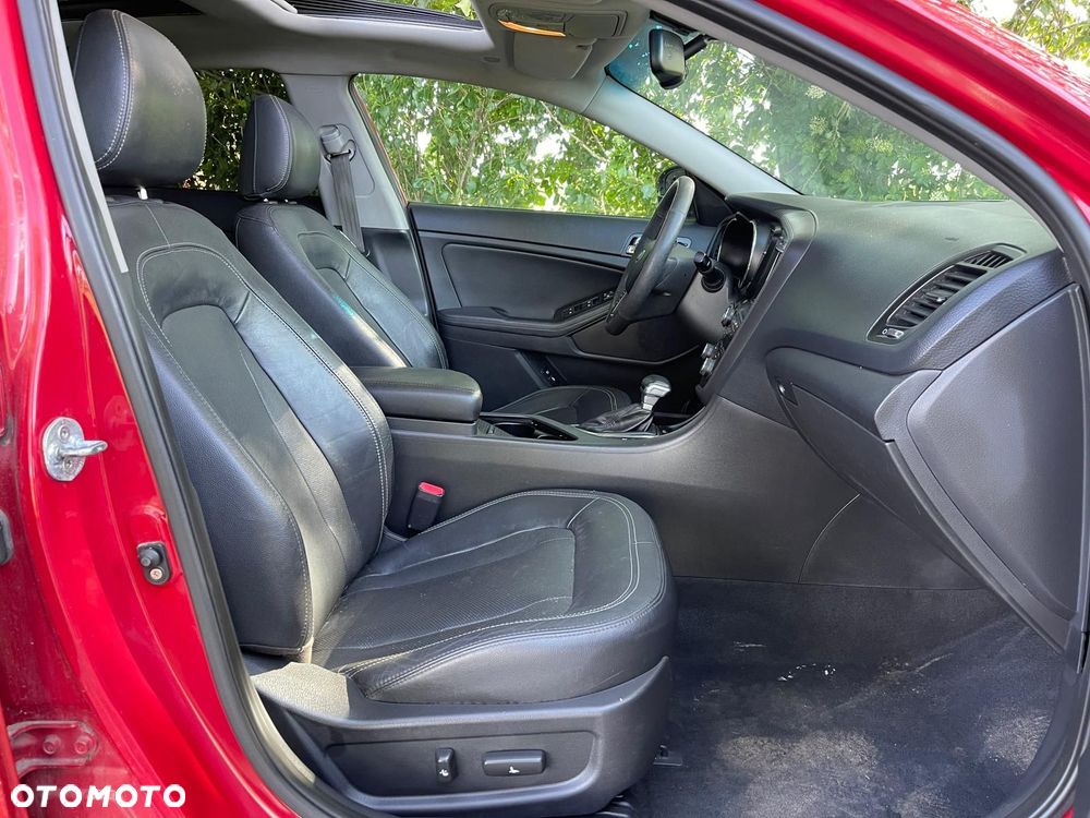 Kia Optima - 26
