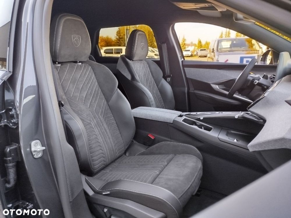 Peugeot 5008 - 21