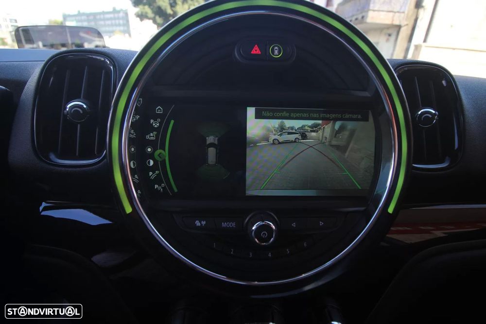 MINI Countryman Cooper SE ALL4 Auto - 22