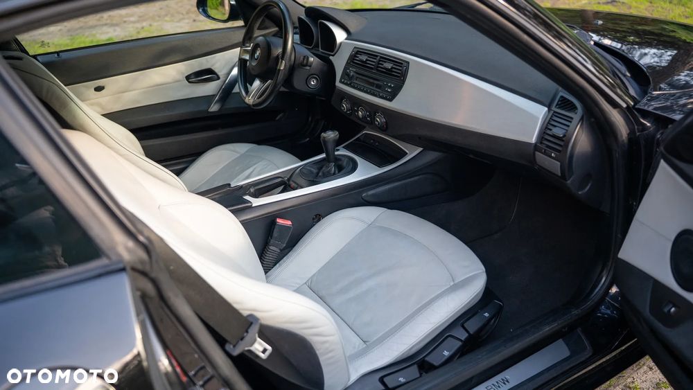 BMW Z4 Coupe 3.0si - 15