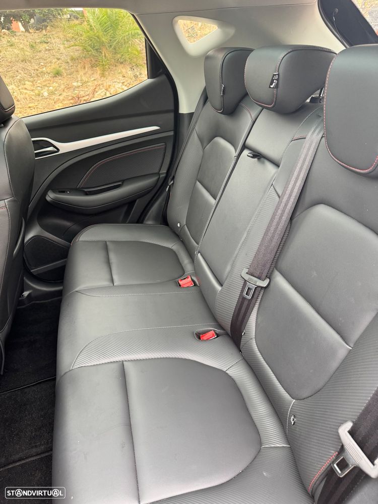 MG ZS Standard Luxury - 15