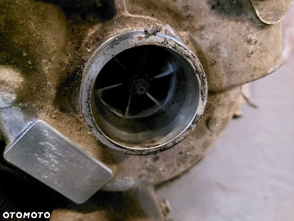 SILNIK DIESEL + UKŁAD WTRYSKOWY + TURBINA BOXER I LIFT 8140.43S WYPRZEDAŻ - 5