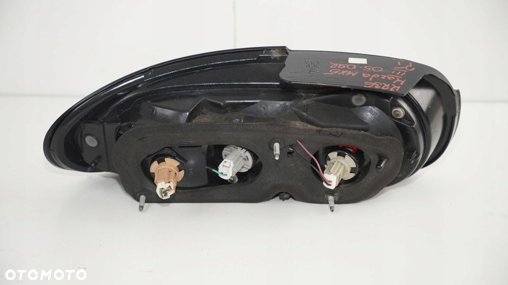 LAMPA PRAWY TYŁ TYLNA MAZDA MX5 05-09R - 3
