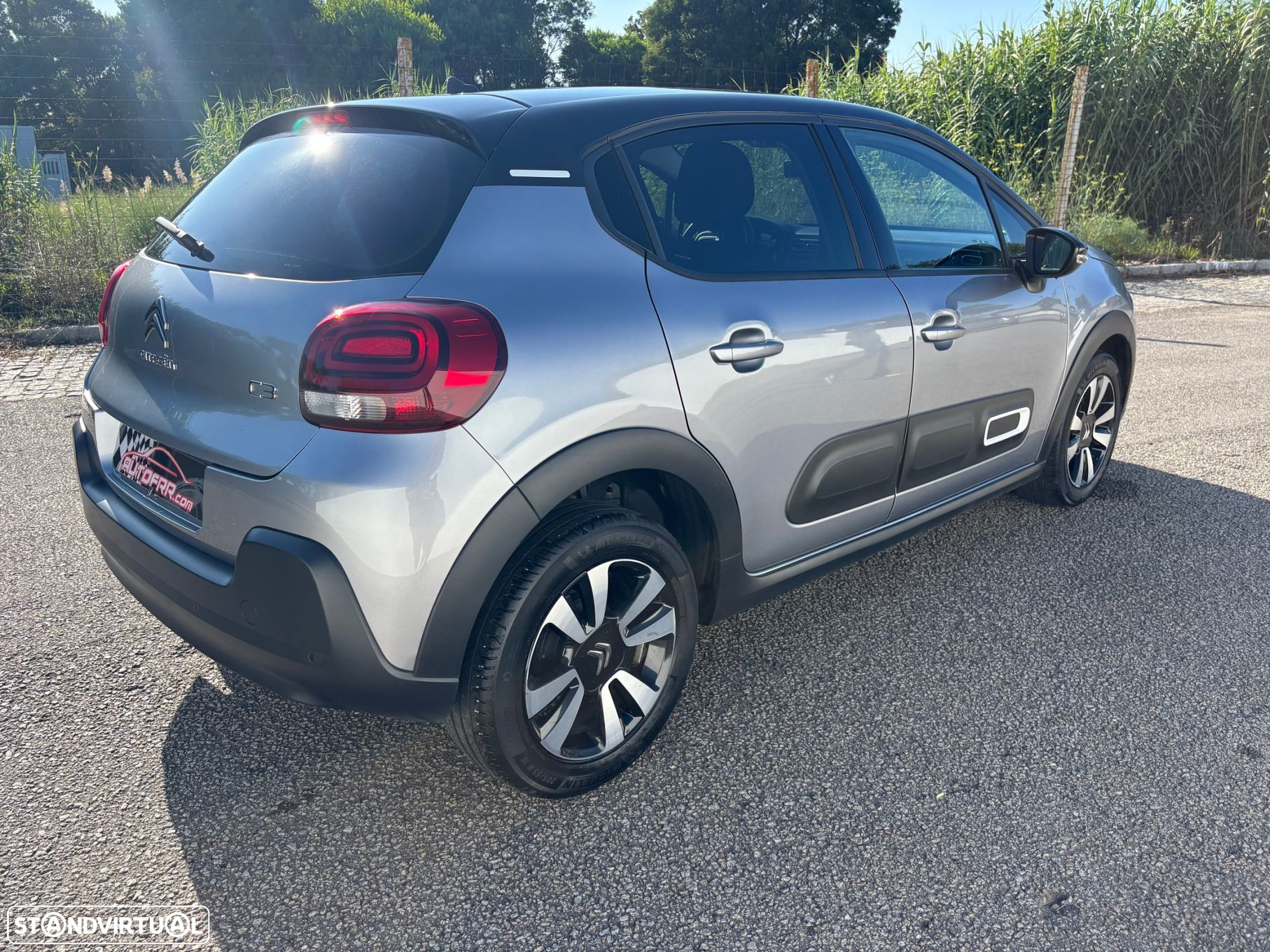 Citroën C3 1.2 PureTech Shine - 13