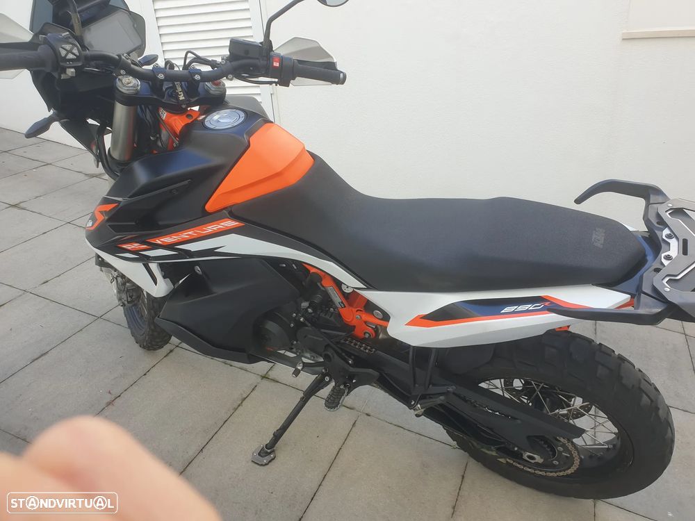 KTM 890 R - 12