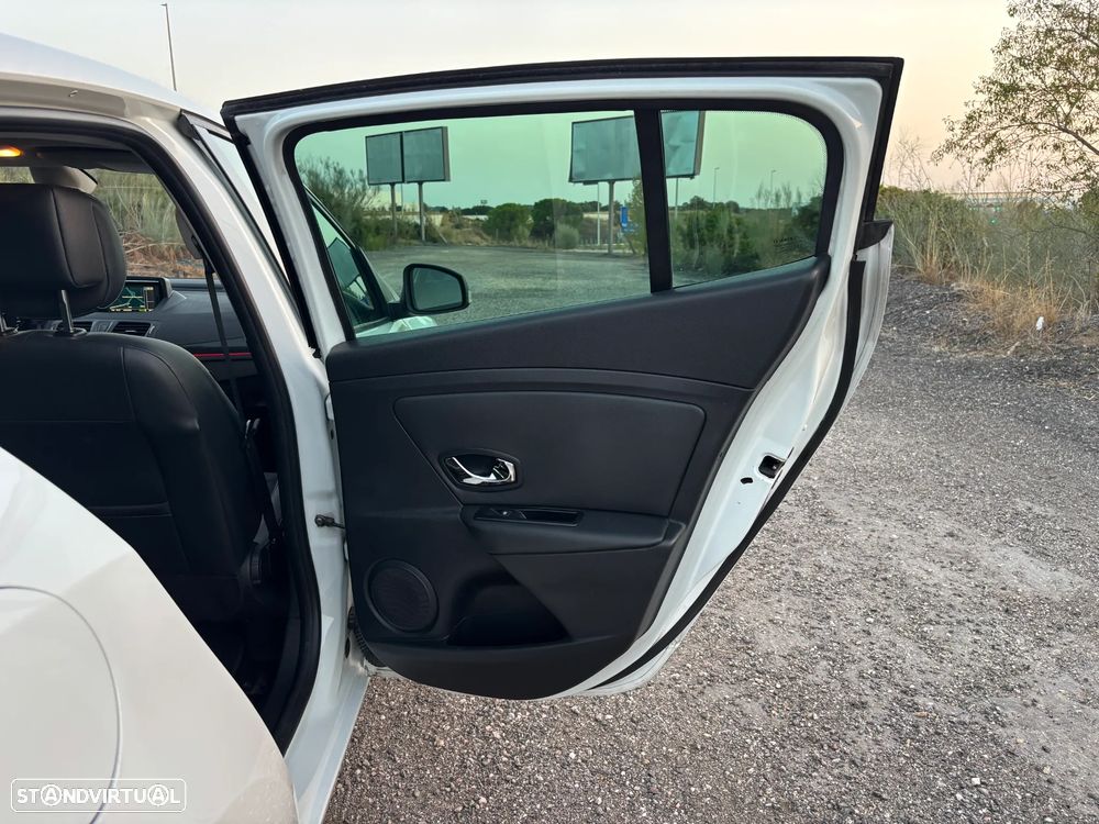 Renault Mégane 1.5 dCi GT Line - 28
