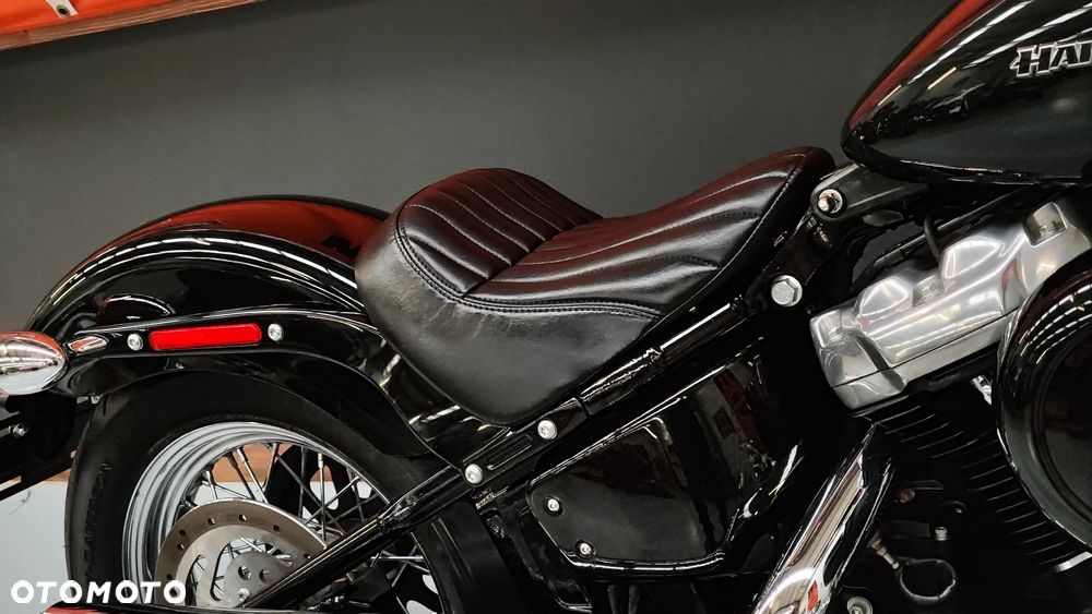 Harley-Davidson Softail Standard - 11