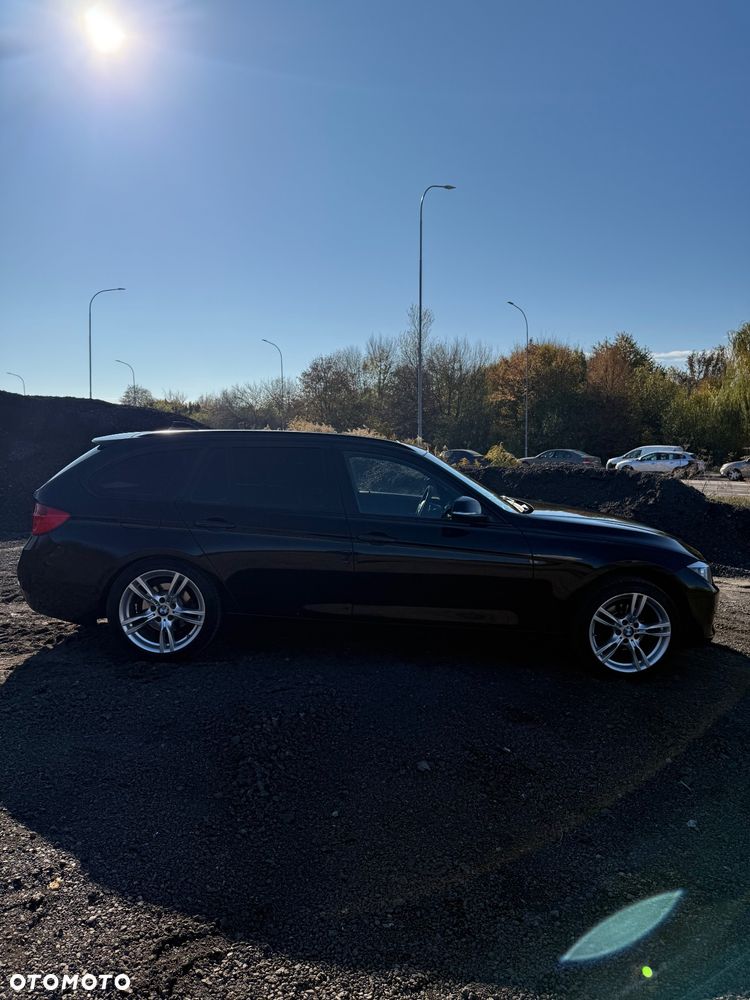 BMW Seria 3 318d Touring - 7