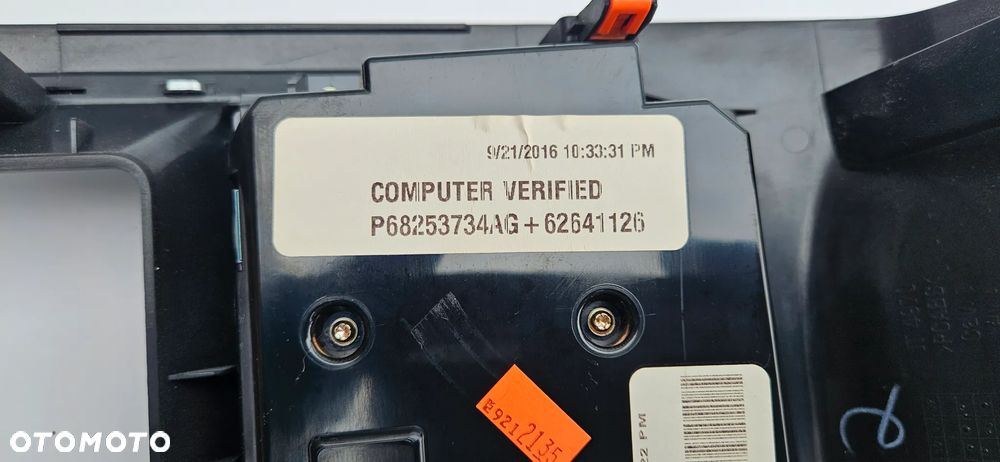 Dodge Durango III LIFT 2014-2017 Panel klimatyzacji AC Panel sterowania nawiewem Ramka wyświetlacza radia pod duży wyświetlacz P68253734AG - 11