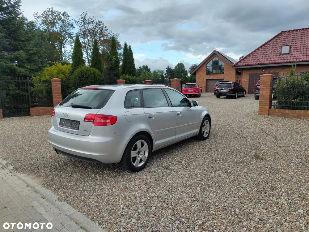 Audi A4 2.0 TDI DPF S line Sportpaket - 3