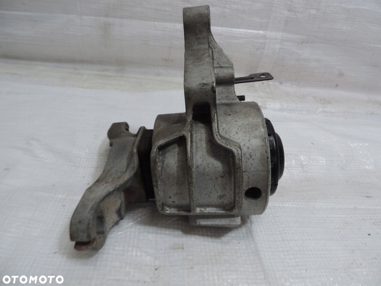 ŁAPA PODUSZKA SILNIKA FORD EDGE MK2 FORD MONDEO MK5 2.0 TDCI DS73-6F012-GG - 4