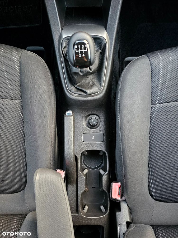Chevrolet Aveo 1.4 16V LT EU5 - 18