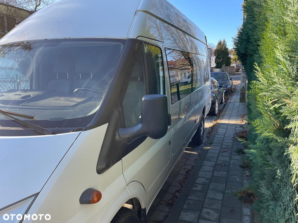 Ford Transit - 4