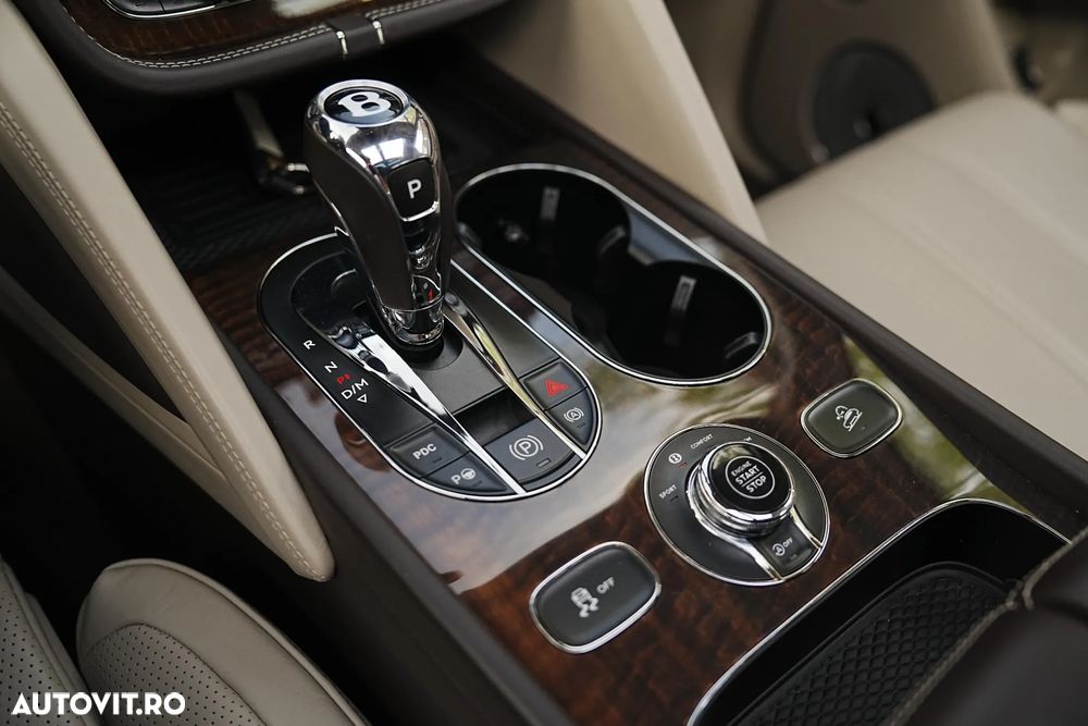 Bentley Bentayga - 36