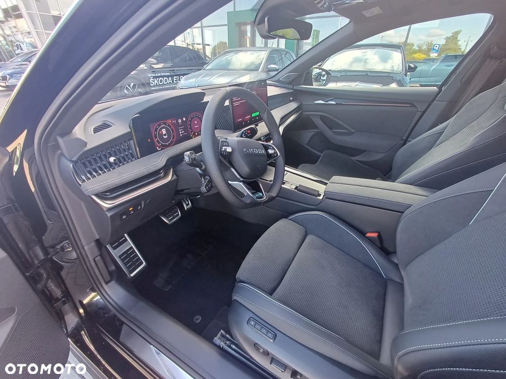 Skoda Superb 2.0 TDI SCR 4x4 Sportline DSG - 11