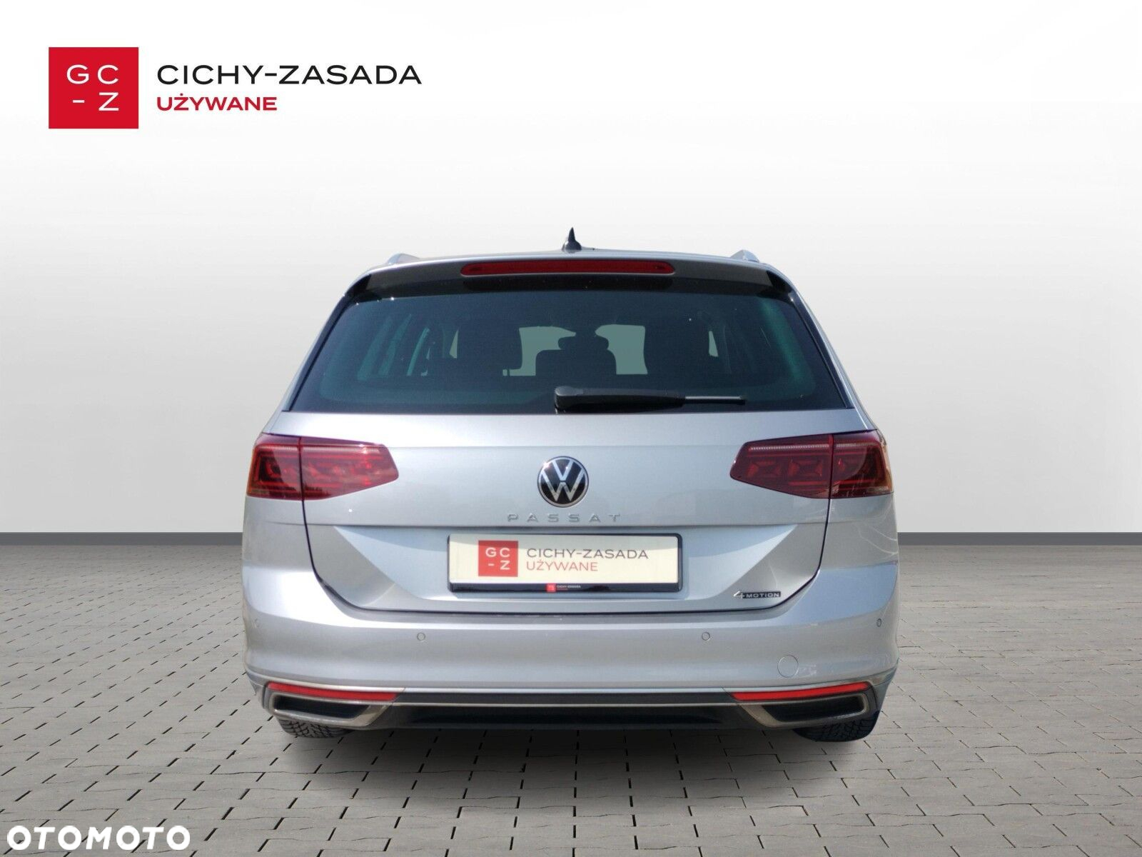 Volkswagen Passat 2.0 TSI 4Mot Elegance DSG - 4