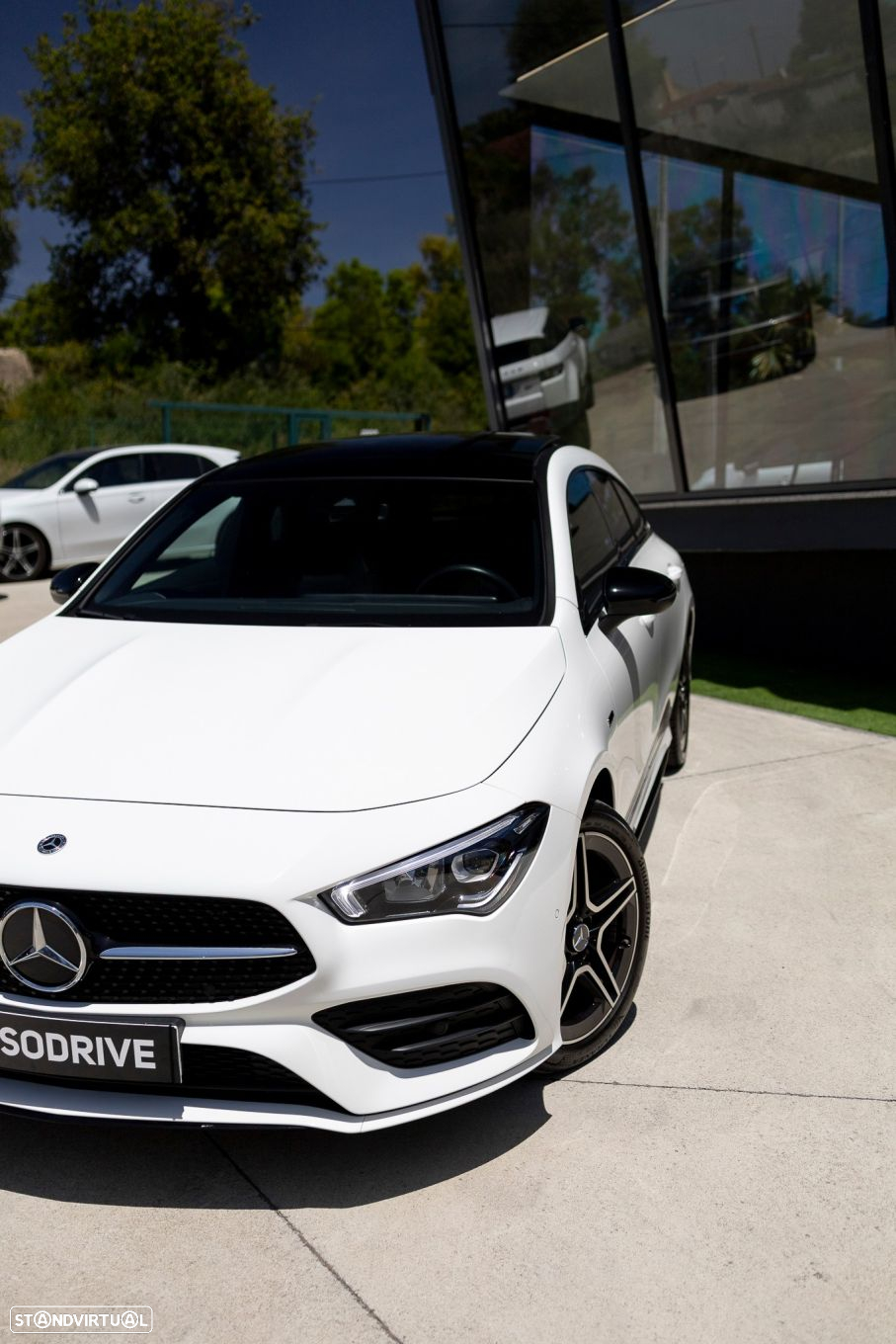 Mercedes-Benz CLA 250 e Shooting Brake AMG Line - 12