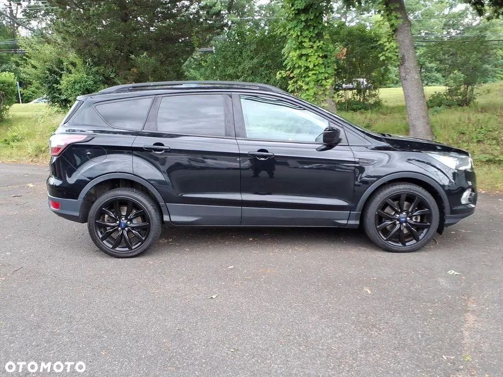 Ford Escape 1.5 EcoBoost AWD SE - 4