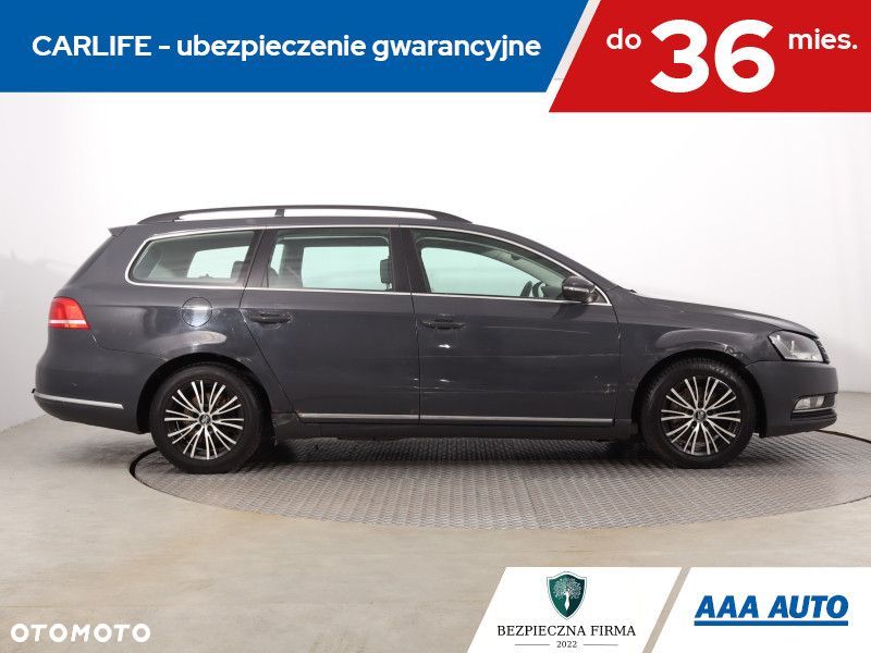 Volkswagen Passat Variant - 8