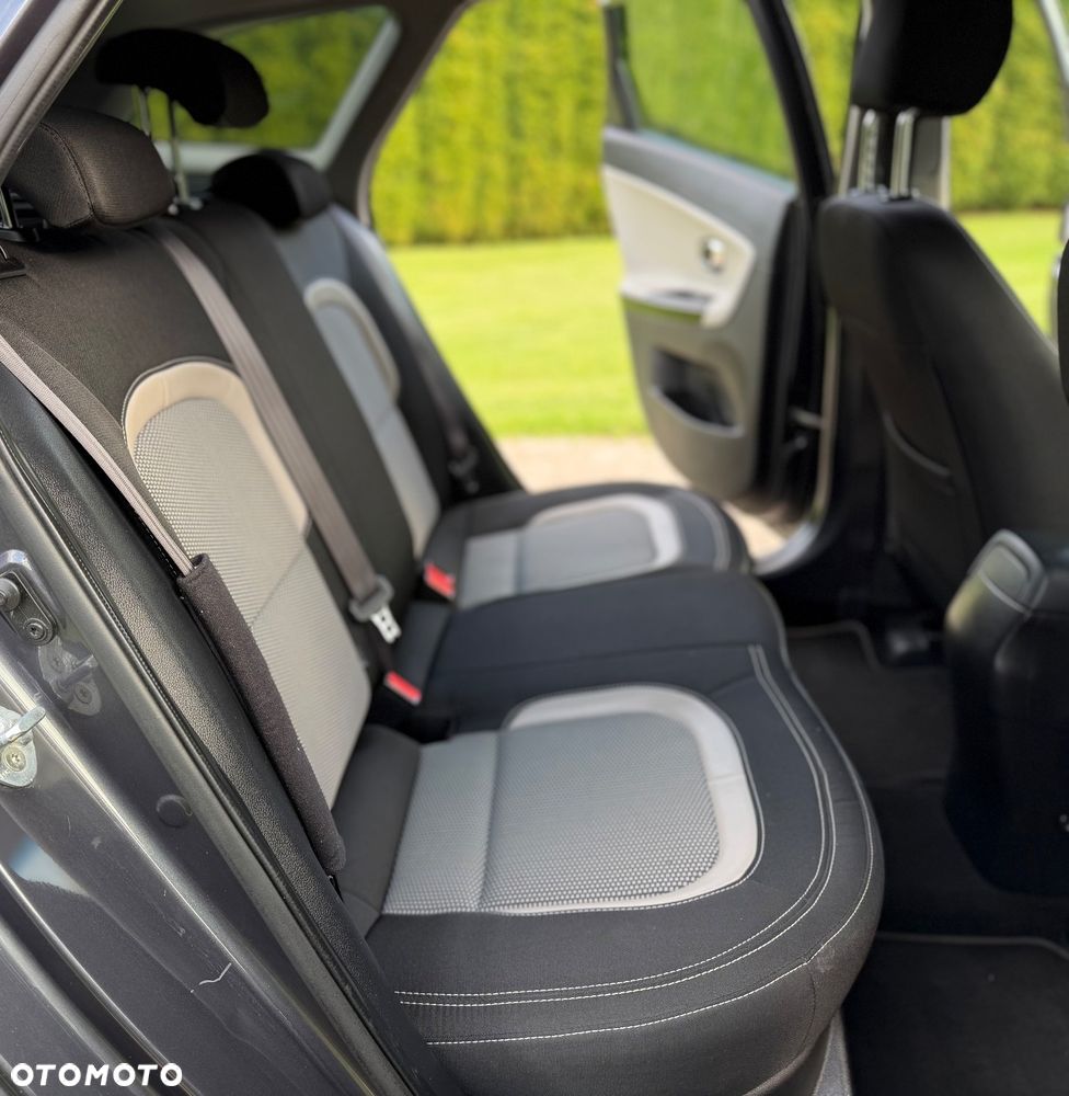 Kia Ceed 1.6 CRDi 128 ISG Platinum Edition - 30