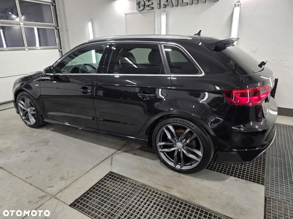 Audi A3 Sportback 2.0 TDI S tronic S line Sportpaket - 13