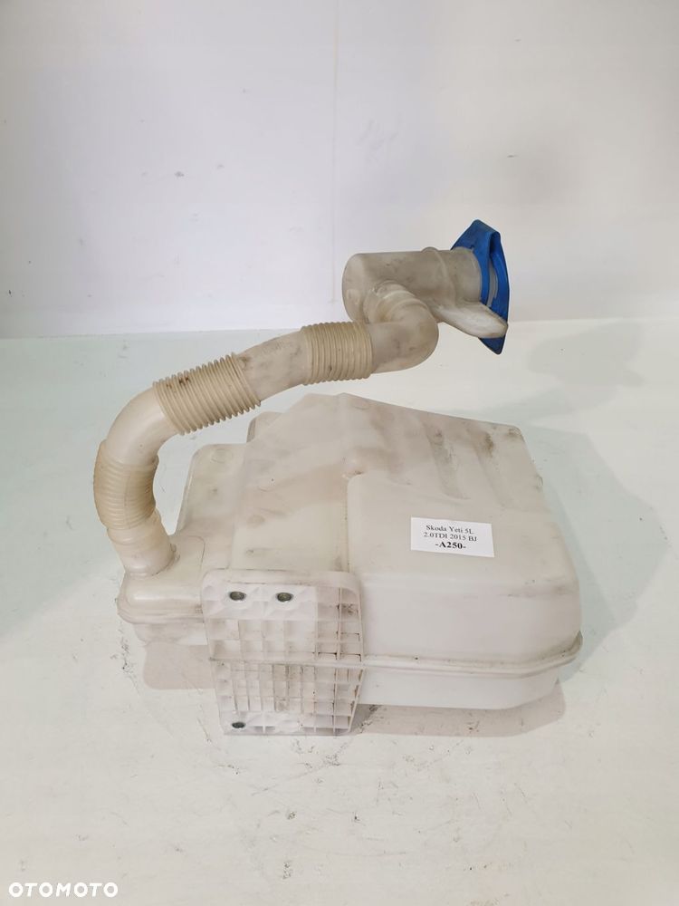 zbiorniczek spryskiwaczy 1k0955453q xenon skoda yeti 5l 2.0 tdi 15r - 2