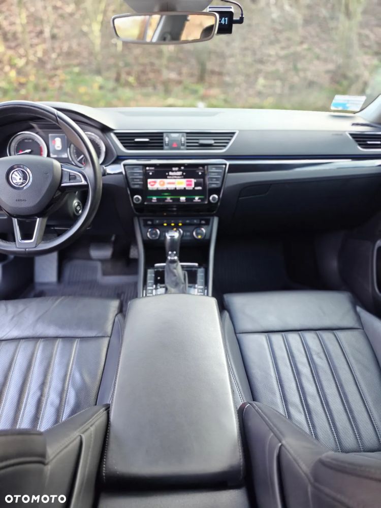 Skoda Superb 2.0 TSI L&K DSG - 22