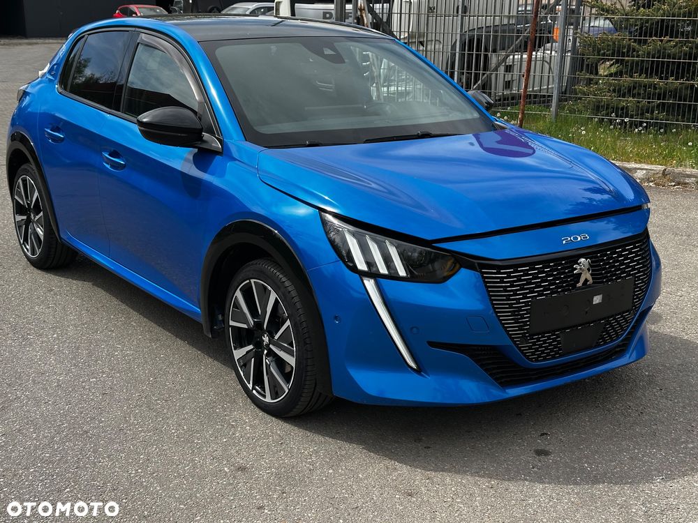 Peugeot 208 PureTech 100 GT - 1