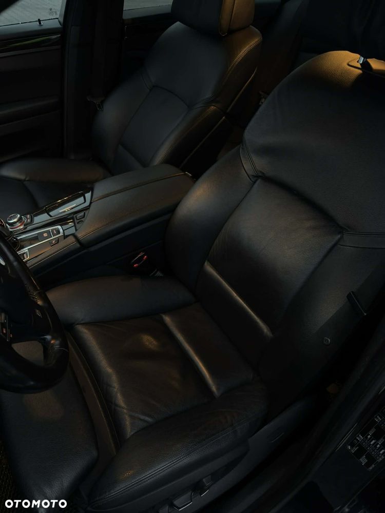 BMW Seria 5 535d - 14