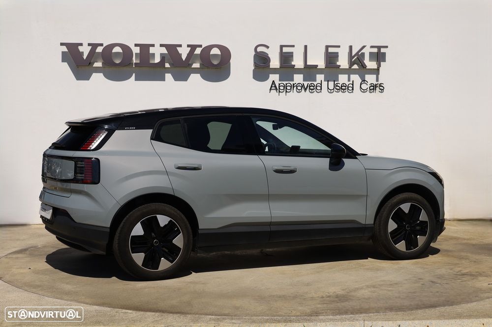 Volvo EX30 51 kWh Single Motor Plus - 3