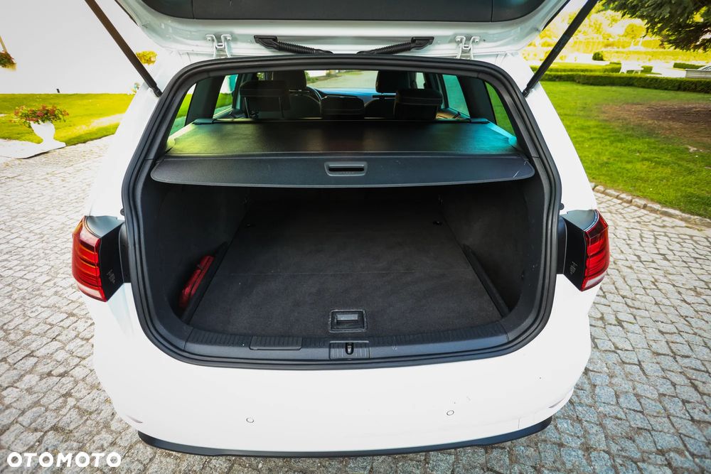 Volkswagen Golf GTD 2.0 TDI SCR DSG - 25