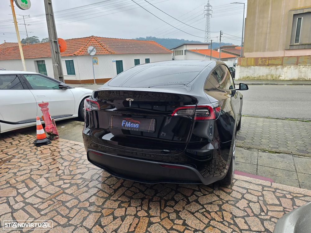 Tesla Model Y RWD - 4
