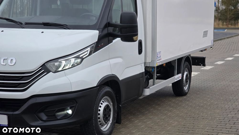 Iveco ❗️❗️DAILY 3.0 180Km 35S18 JAK NOWY ❗️❗️LIFT / CHŁODNIA MROŹNIA -32 +32 / ZASILANIE 230V / PIERWSZY WŁASCICIEL / NAVI / KAMERA COFANIA / FULL LED / TEMPOMAT AKTYWNY / GRUBA ŚCIANKA / ZABUDOWA IGLOOCAR / AGREGAT CARRIER / WERSJA WZMOCNIONA / FULL OPCJA / SERWIS ASO / SALON POLSKA /❗❗ JAK Z SALONU - NOWY -❗❗ - 31