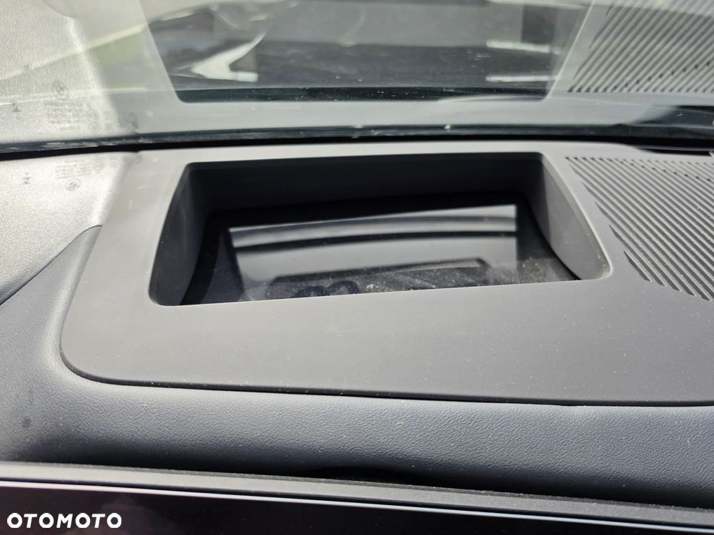 BMW Seria 5 520d xDrive - 17