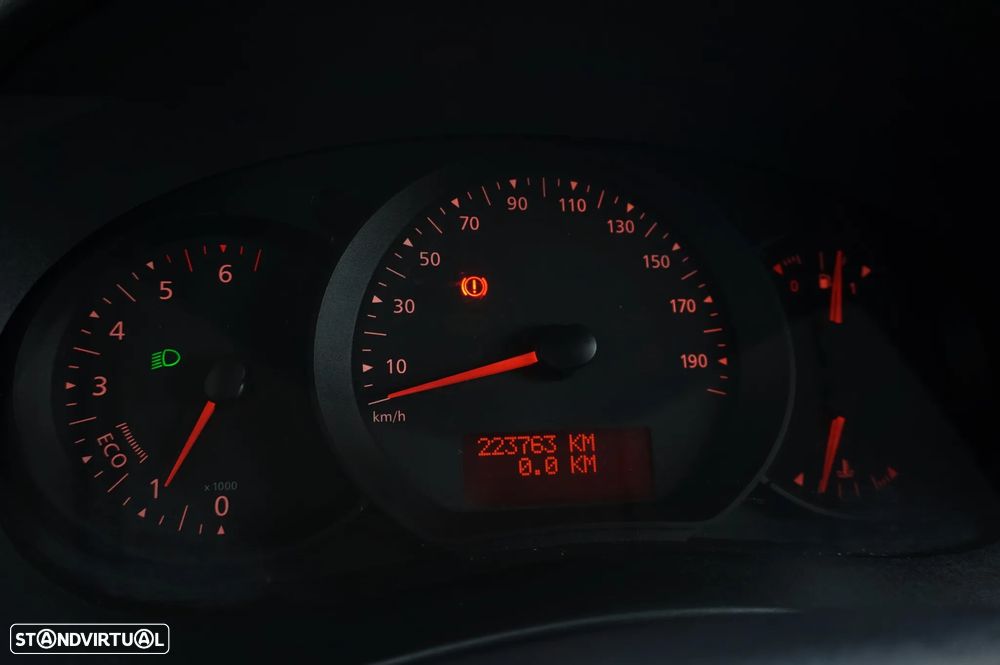 Renault Kangoo MAXI 1.5 DCI 3L IVA DEDUTIVEL - 23