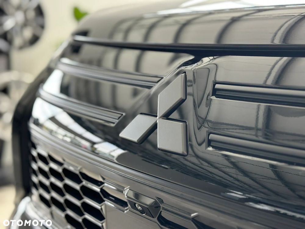 Mitsubishi Outlander Black Edition - 7
