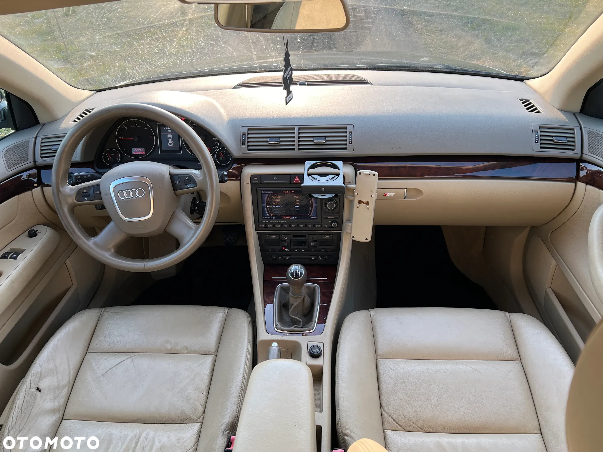 Audi A4 Avant 2.0 TDI DPF - 10