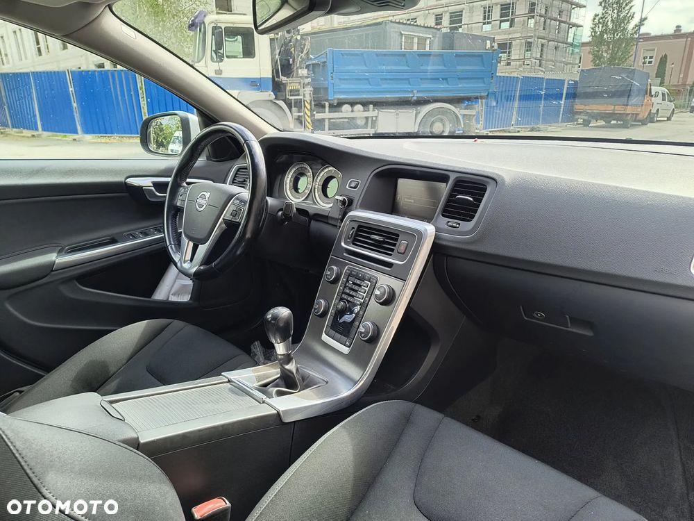 Volvo S60 D3 - 17
