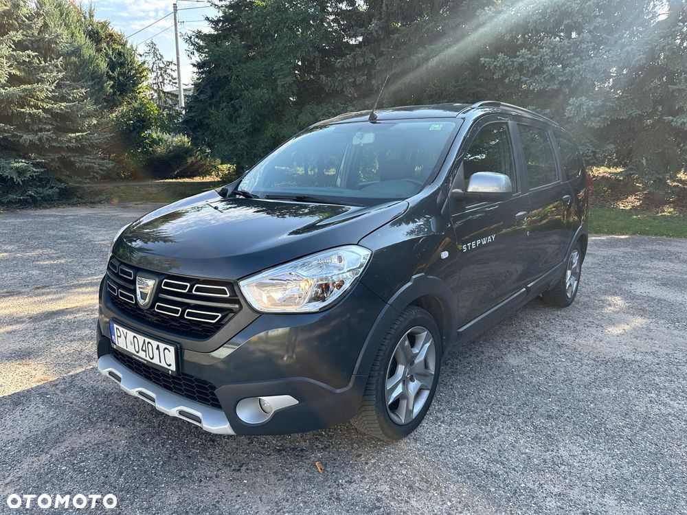 Dacia Lodgy 1.5 Blue dCi Stepway S&S - 2