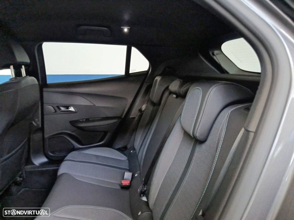 Peugeot 2008 1.5 BlueHDi Allure Pack EAT8 - 10