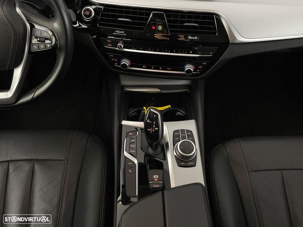 BMW 530 e iPerformance - 16